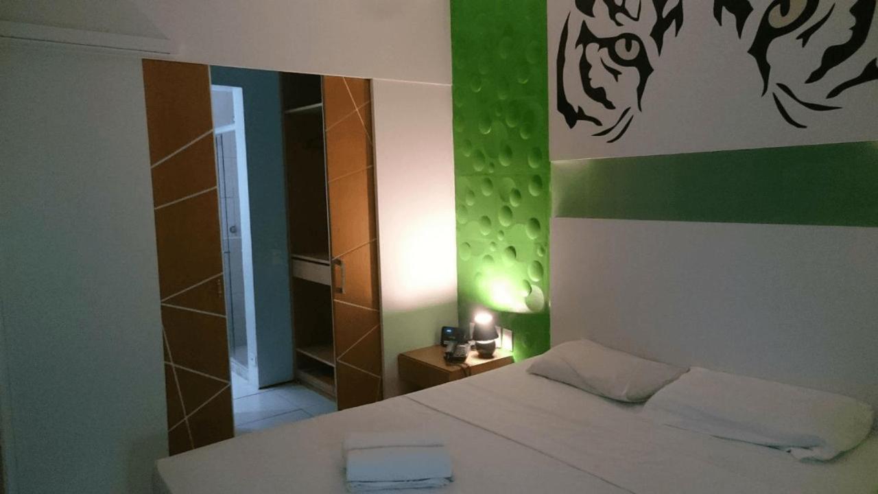 Apartamento 804 Lindo Flat Mobiliado Com Vista Lateral Mar Na Praia De Iracema